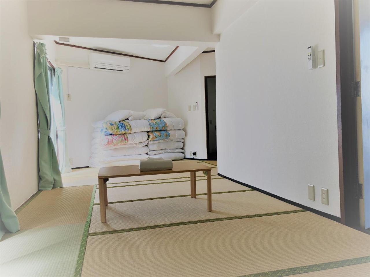 Sunset Hills Inn Naha Exterior foto